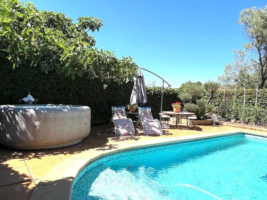 Apartamento Le Jardin De Mae Bouc-Bel-Air Exterior foto