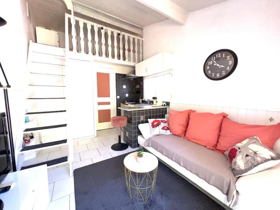 Apartamento Le Jardin De Mae Bouc-Bel-Air Exterior foto